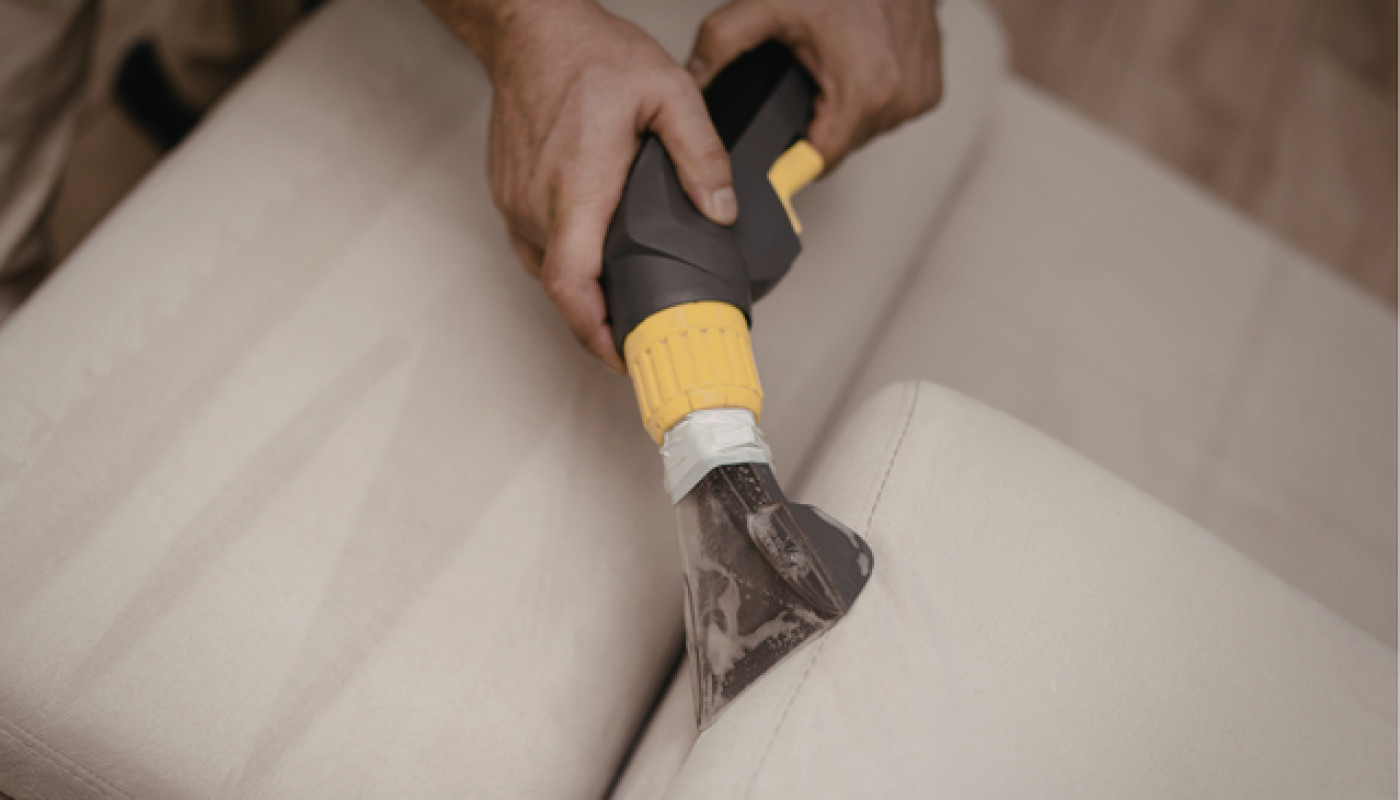 Intheclean31, entreprise n°1 de nettoyage de canapé à Toulouse et sa périphérie !